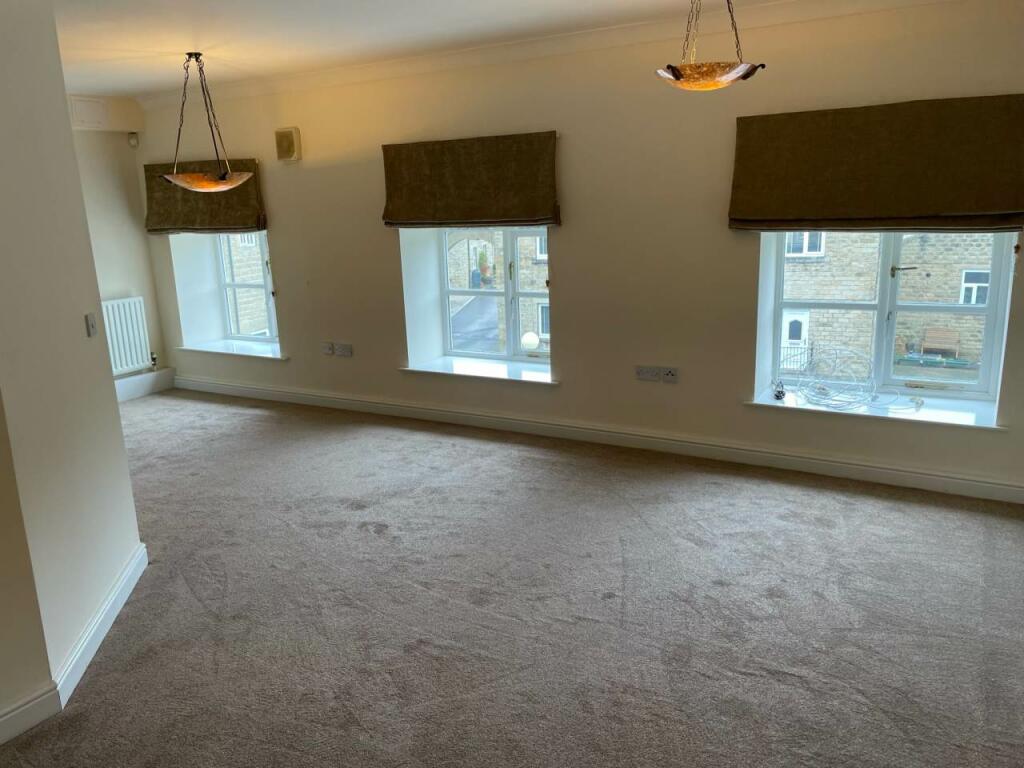 lounge 1