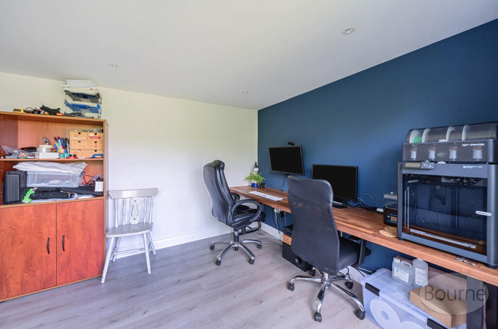 a218e302-7c2f-45b...