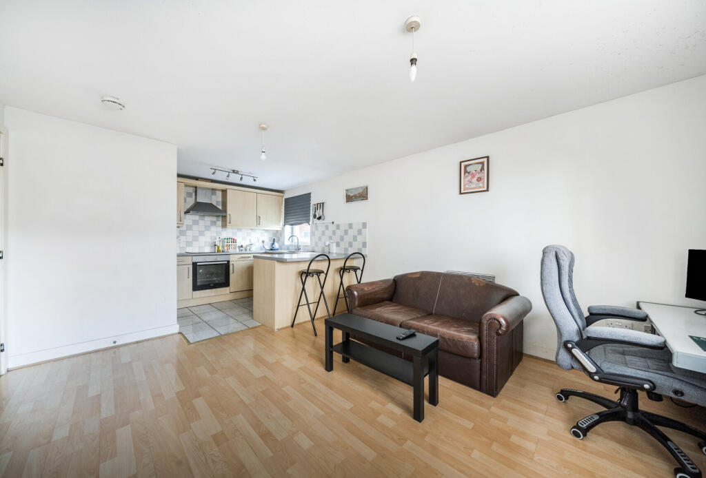 1344779-8-68b0108...