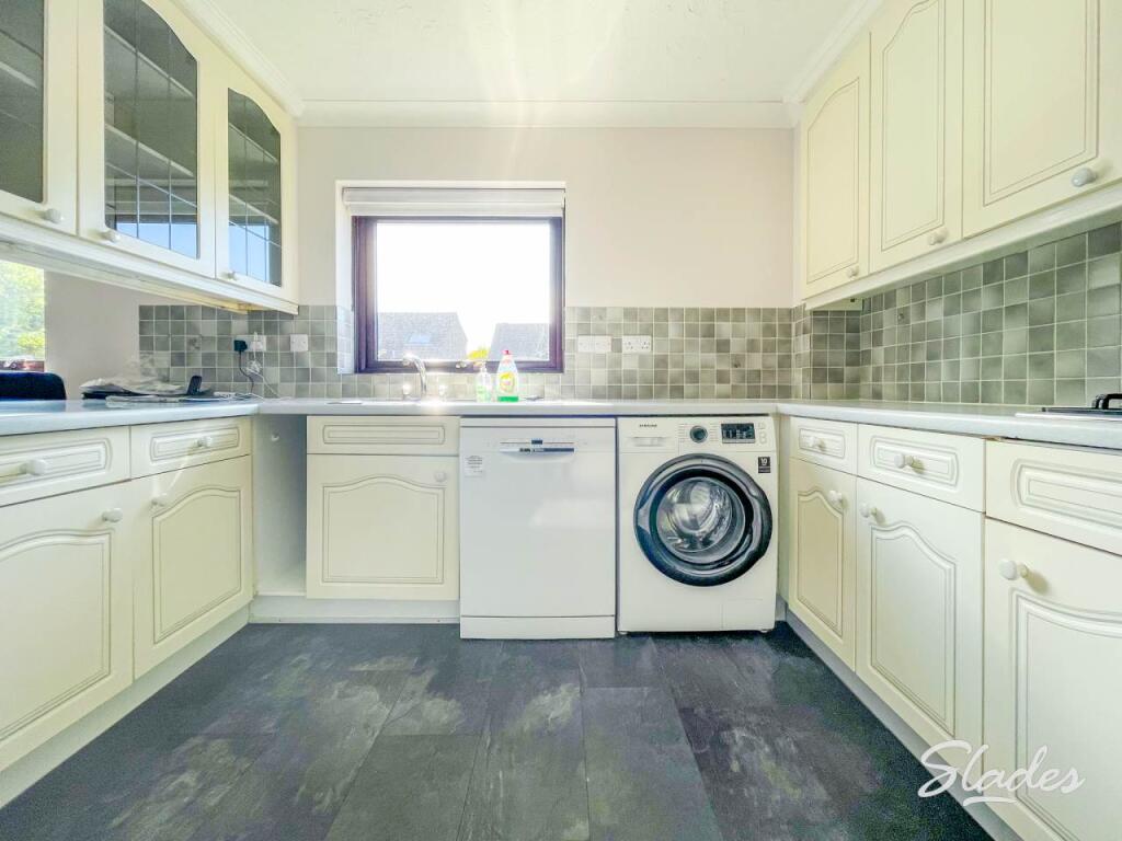 8 the courtyard kitc