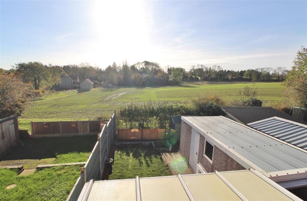 VIEWS TO THE REAR OF