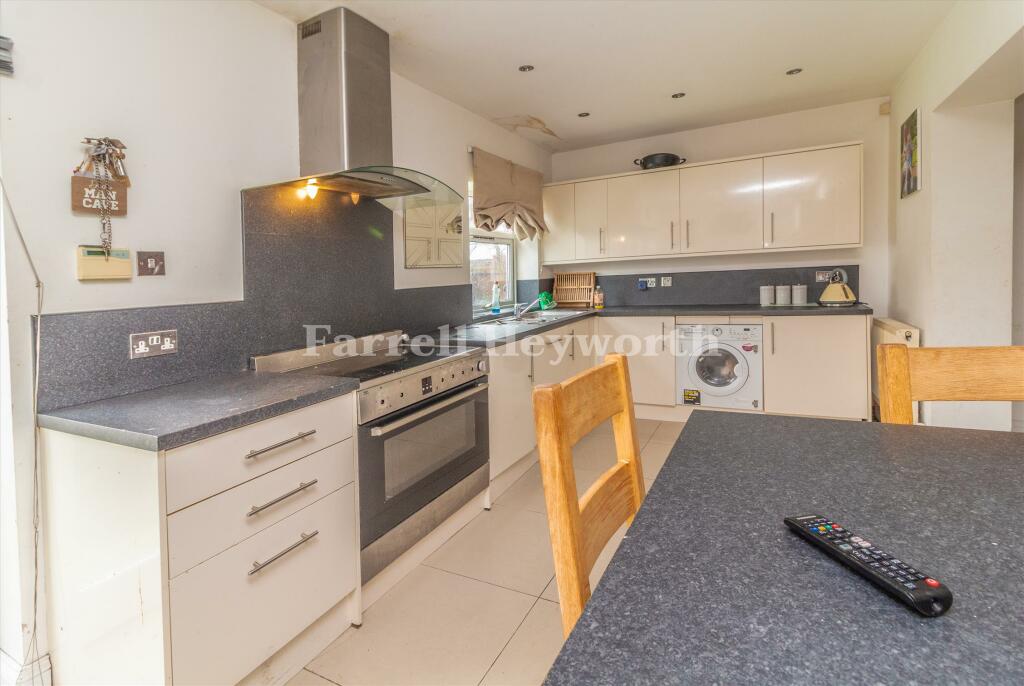 Breakfast Kitchen im