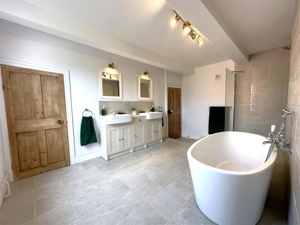 Sympathetically Pleasing Bathroom 389
