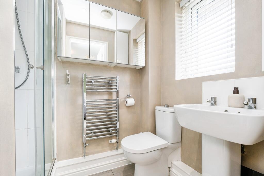 Ensuite