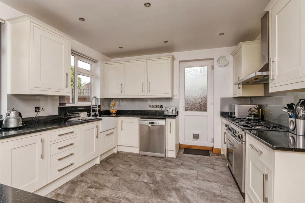 Kitchen/Breakfast