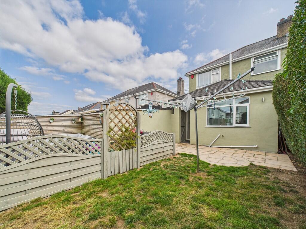 CAM02089G0-PR0546...