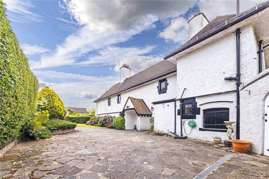 170 Merry Hill Road Side Front door 5.jpg