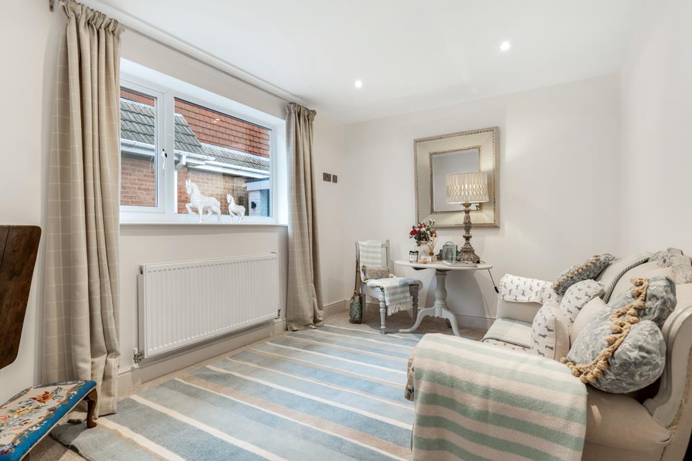 SITTING ROOM/BEDROOM THREE