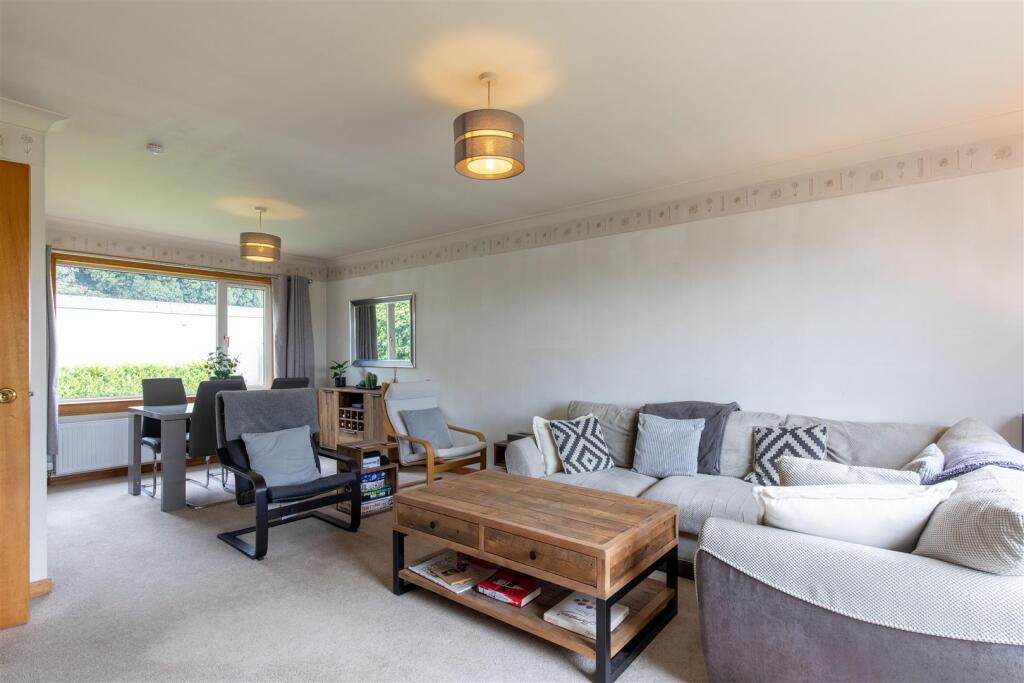 5 Castle Way Glencarse, Perth-15.jpg