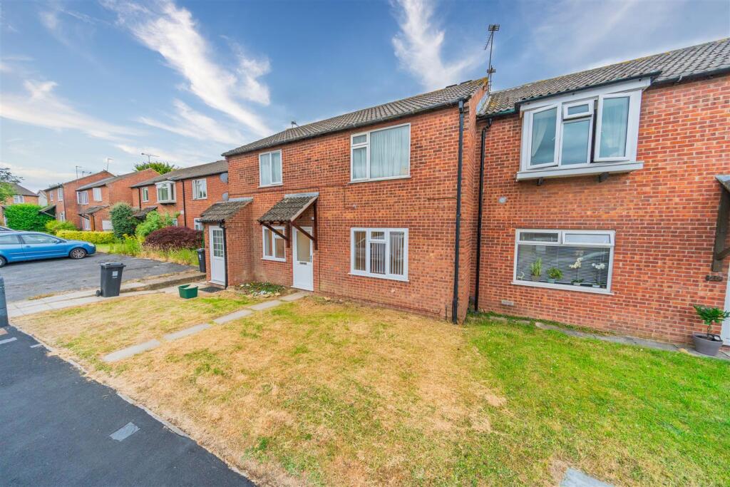 24 Gatcombe Drive Stoke Gifford BS34 8NX RAW -EXTE
