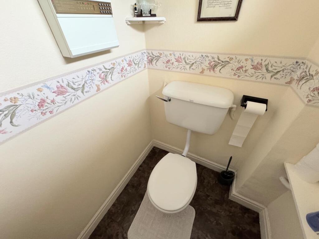 DOWNSTAIRS TOILET