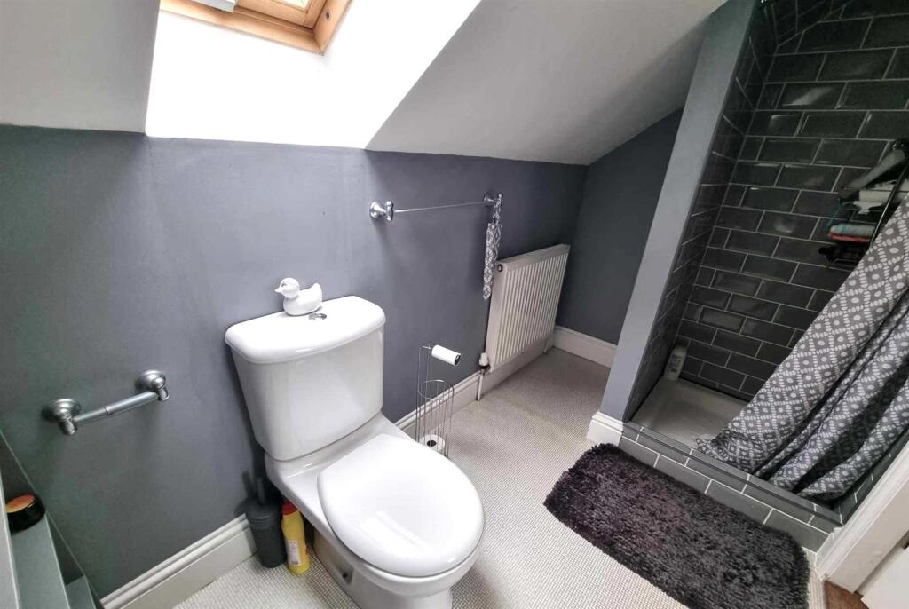 2nd floor bathroom.jpg