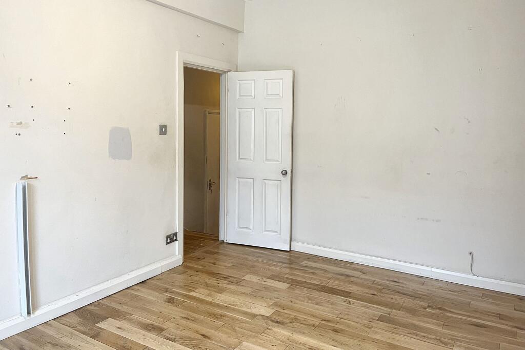 68 A &amp; B Gosberton Road, Balham SW12 8LQ