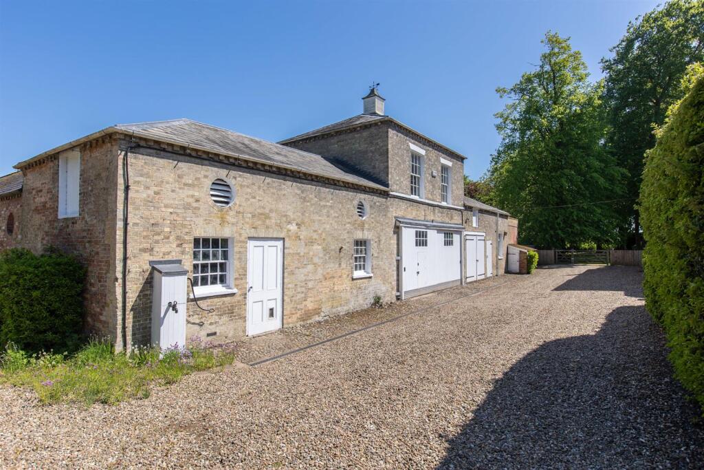 Coach House