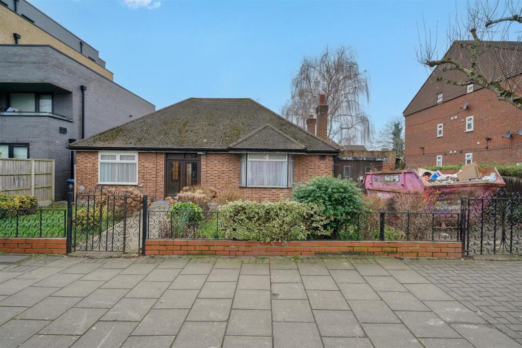 947 Harrow Road - No84T9Od3w8zOLyN7NZd.jpg