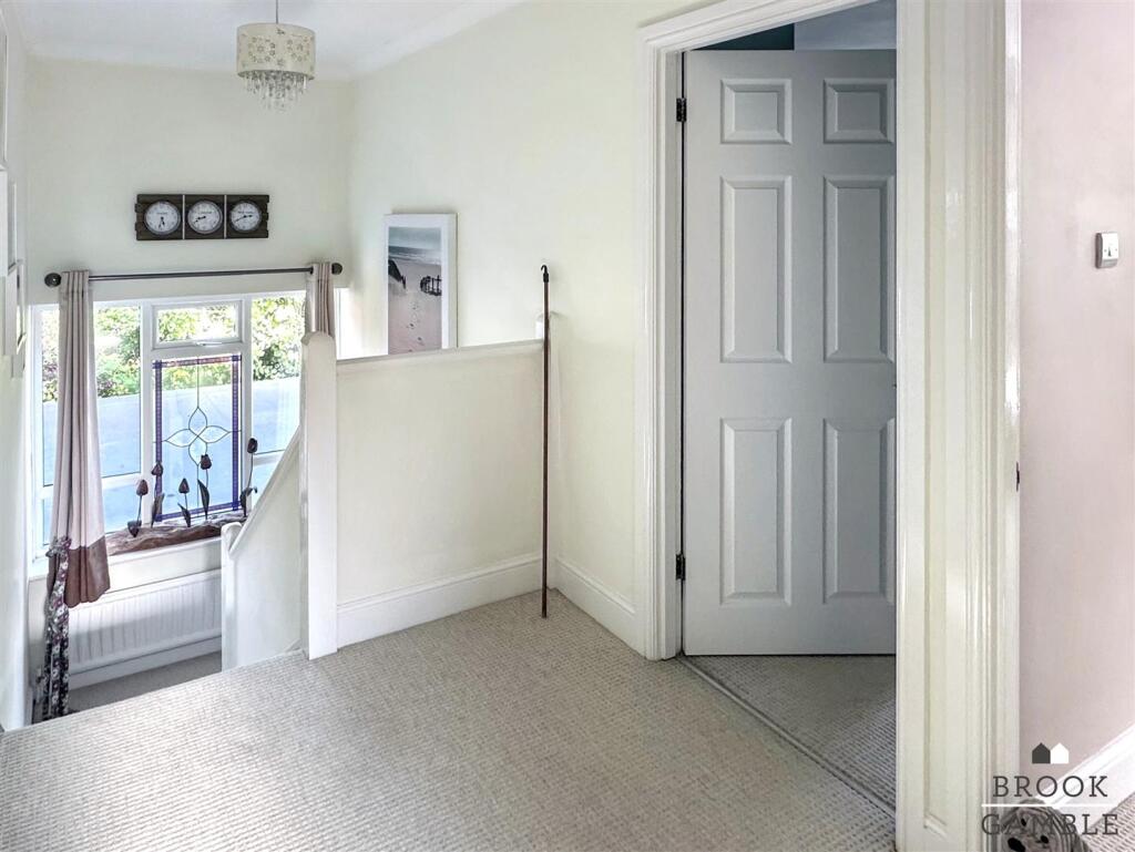 01323 438506