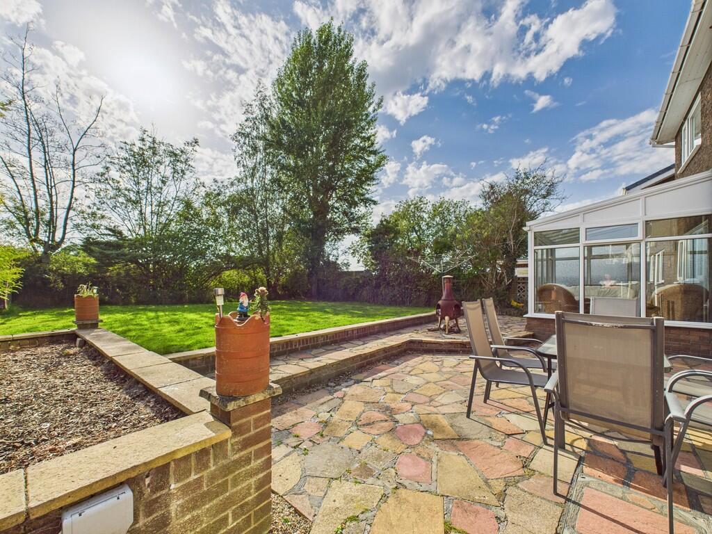 CAM01835G0-PR0277...