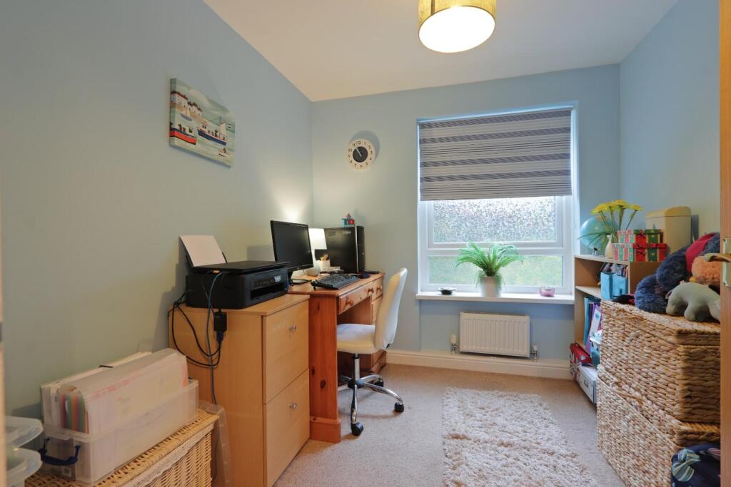 BEDROOM 3