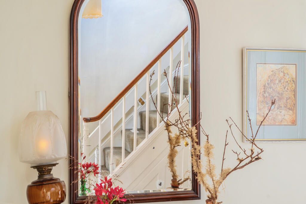 1372752-23-691b6b087762c