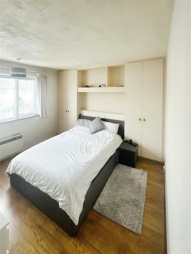c1db32ac-bed 201.jpg