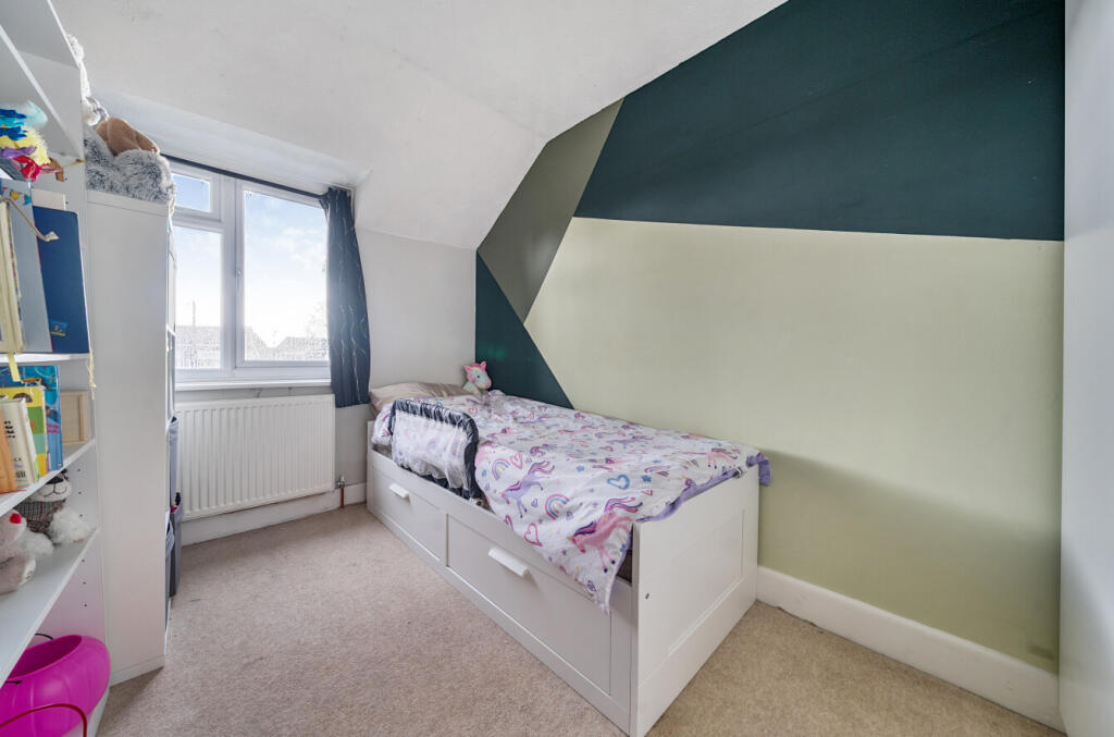 1373687-9-6904b71...