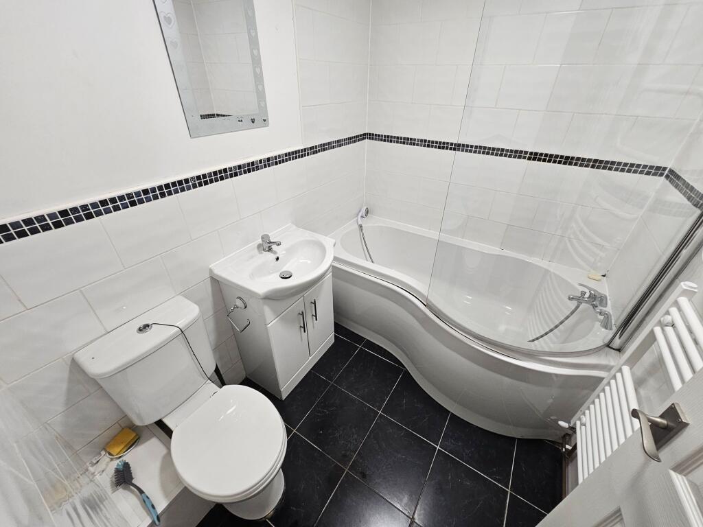 Bathroom/Toilet
