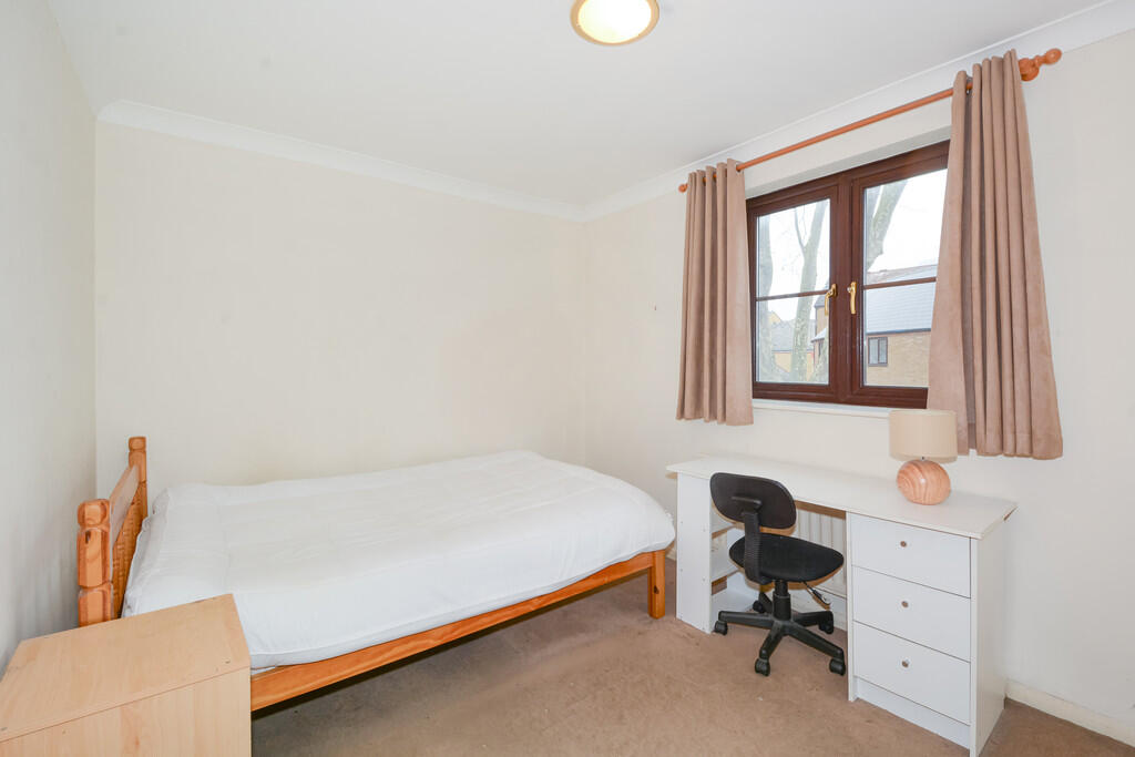 20 Brunswick Quay...