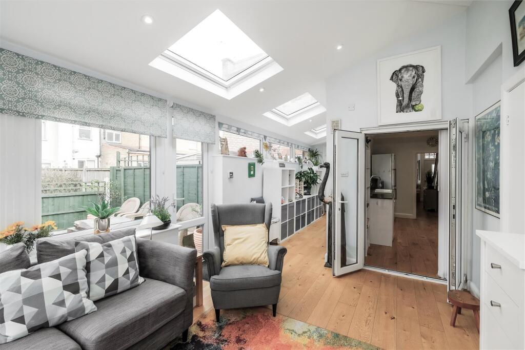 63 beresford Road-30.jpg