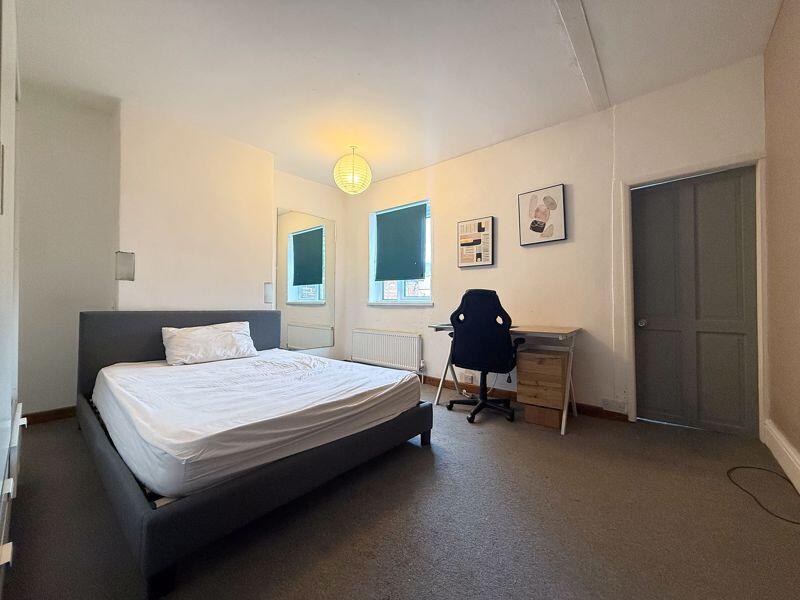 Bedroom One/Lounge