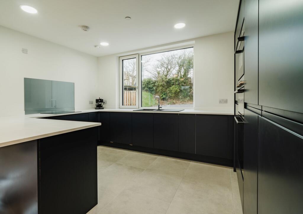 Sitting Room/ Kitchen / Dining Room