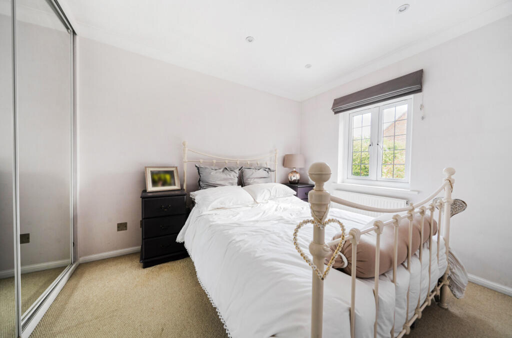 12-6821b4d311c11-...