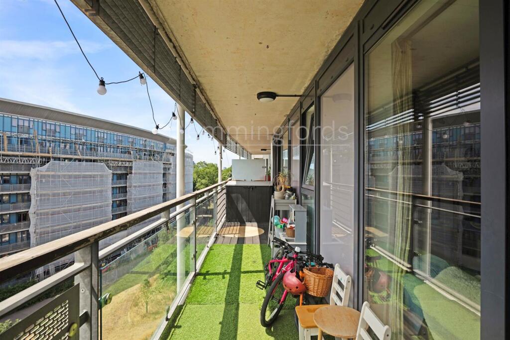 02-72aa83569-HMF-JJ-Palmers rd-2 (1)-medium.jpg