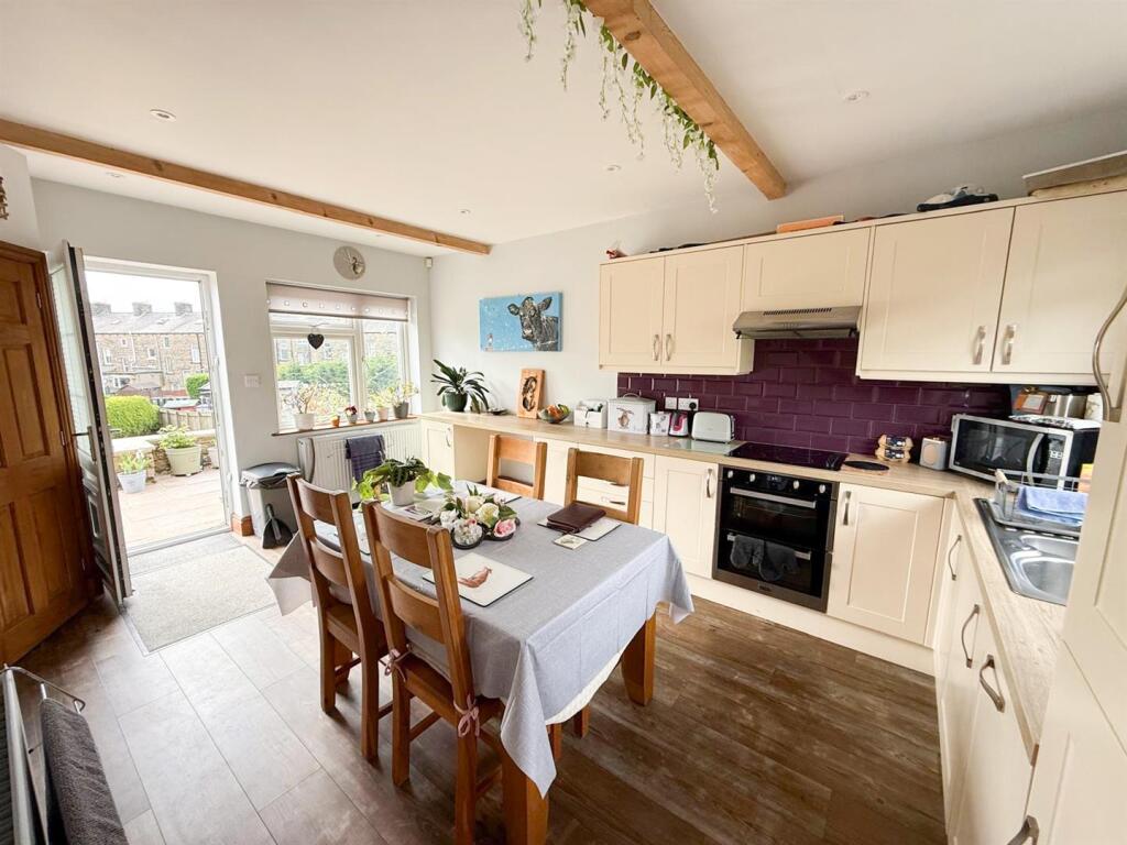 two bedroom semi detached Silsden - 2