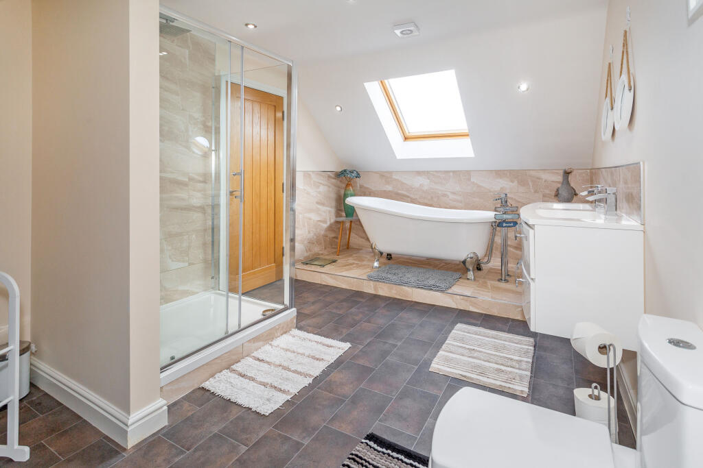 bathroom 2a