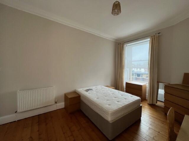 BED 1 (2)