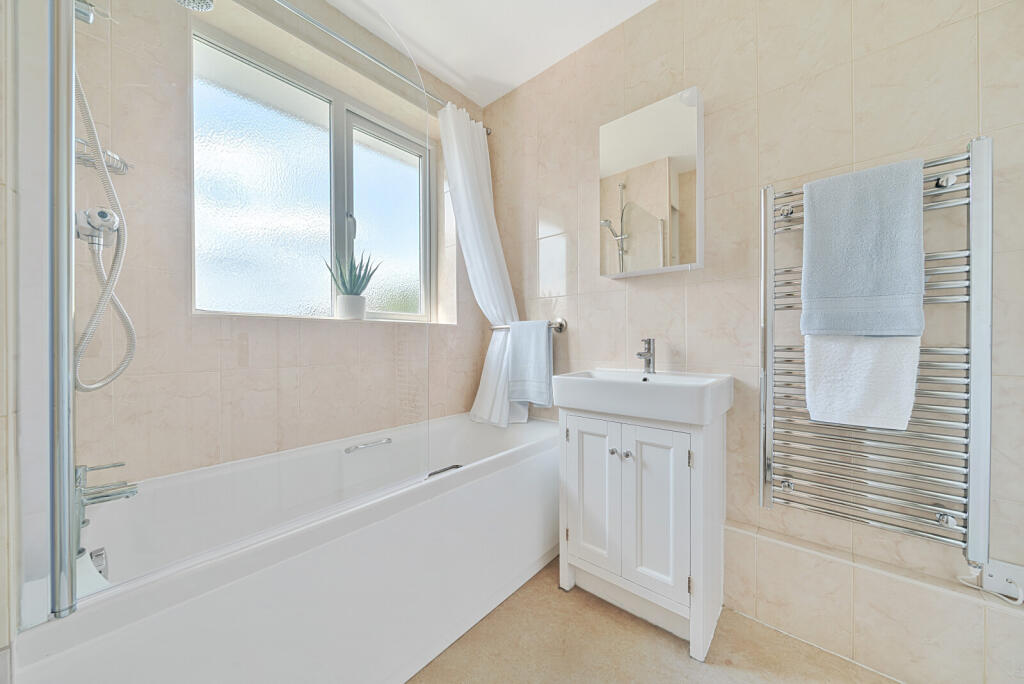 1307122-31-684fe6...