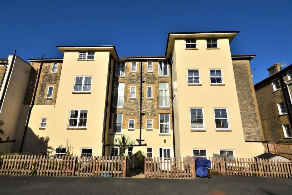 Rear Elevation and Parking.JPG