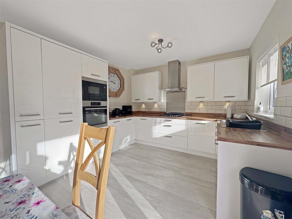 Kitchen Diner