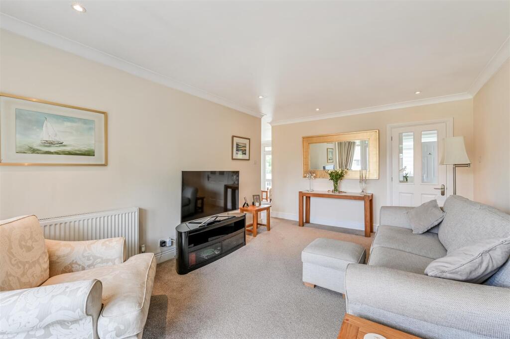 KILLASSER COURT, 10  (6).jpg