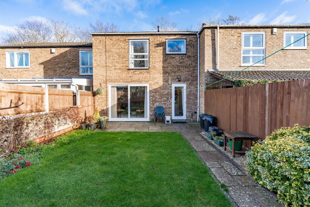 114 Caling Croft-HR6.jpg