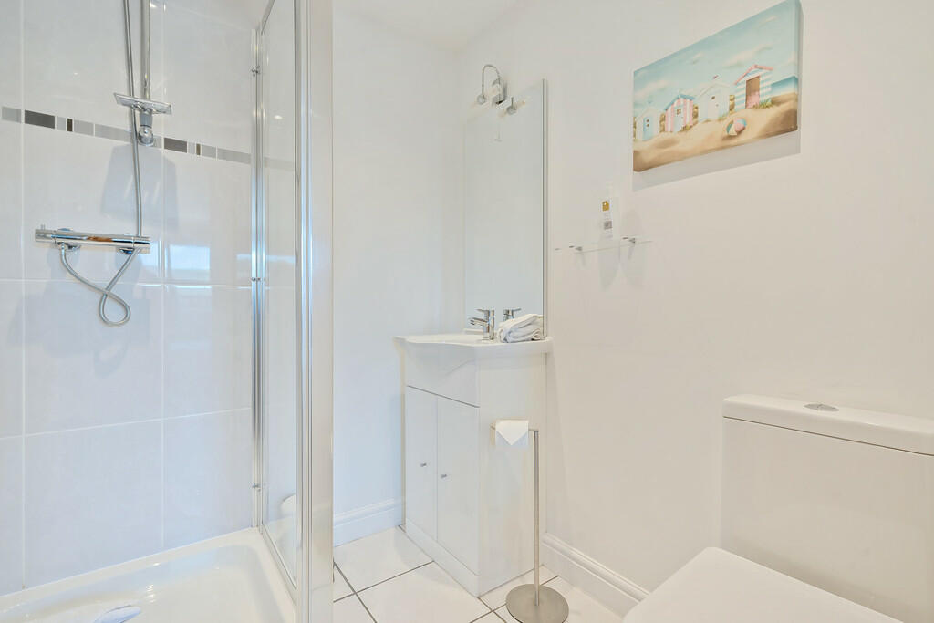 Ensuite Shower Ro...