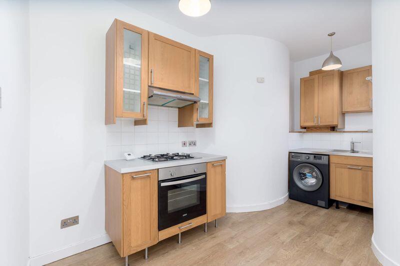 5 Hall Street, Innerleithen, EH44 6QT