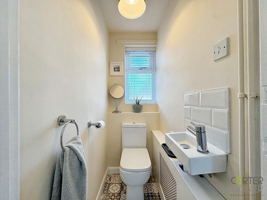 GROUND FLOOR WC