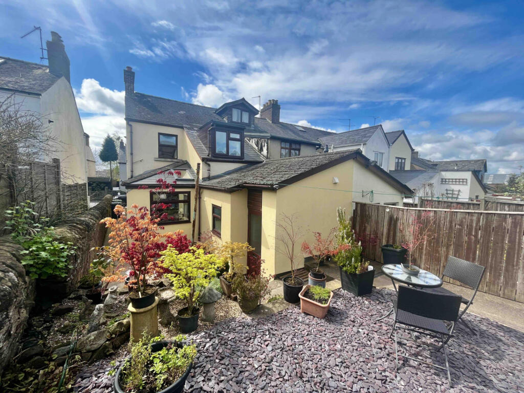 3 Bedroom End Terrace for Sale
