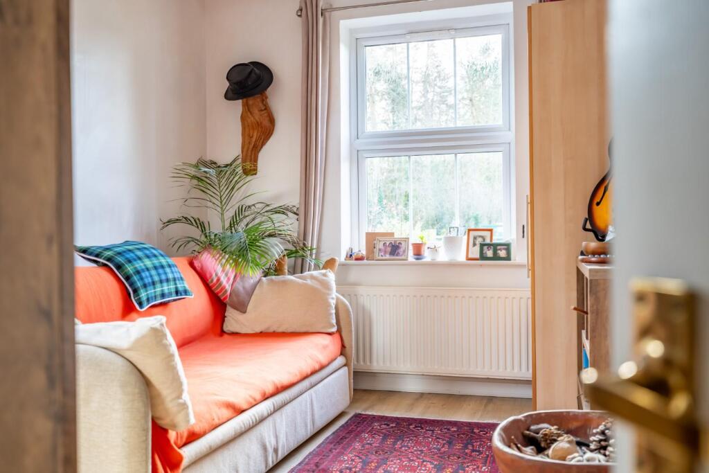 derwent court-8.jpg