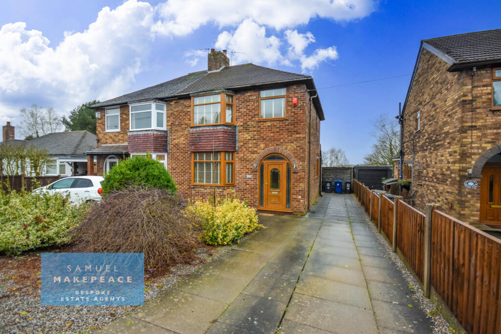 Move in Ready Three Bedroom Semi Detached for Ren