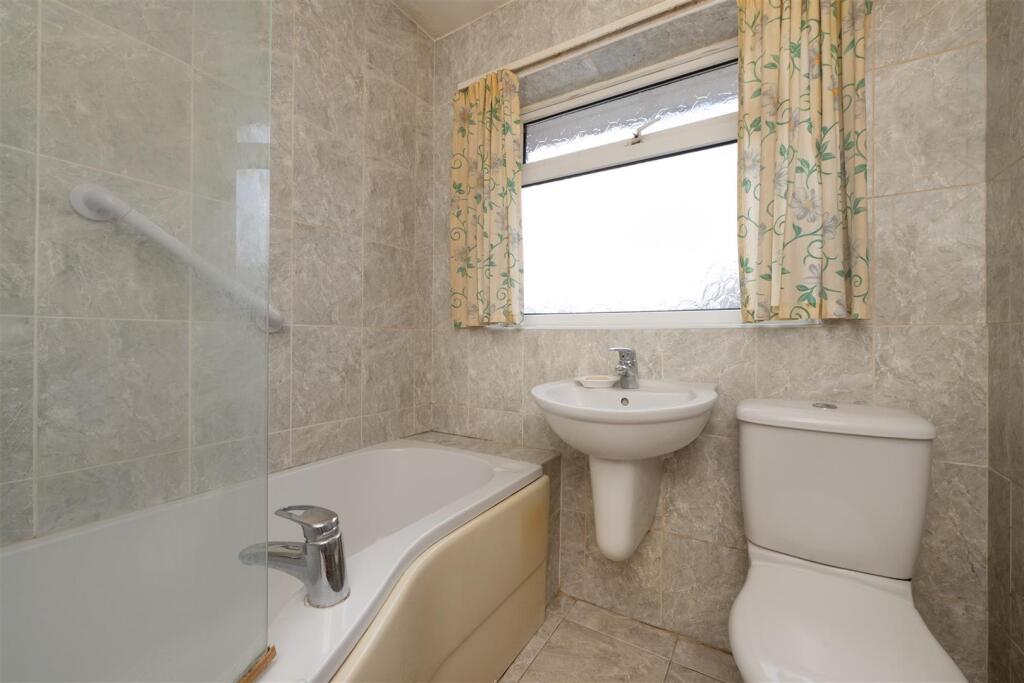 Willow Close, Canterbury