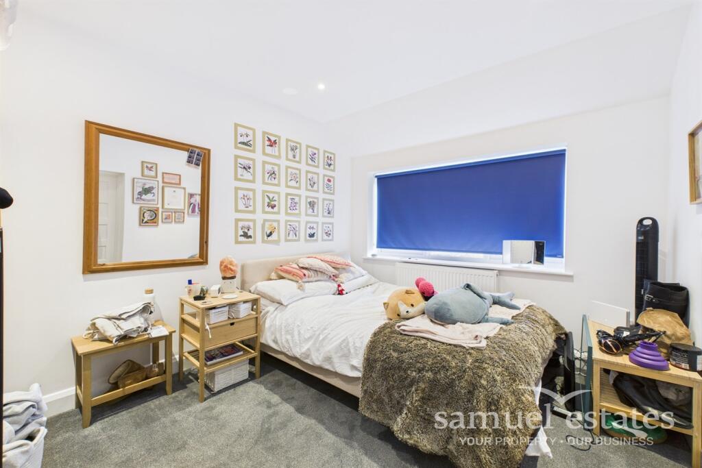 Bedroom One (Downsta