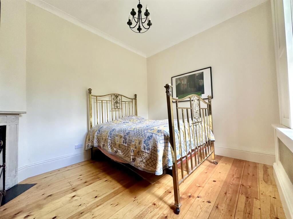 Bedroom3.jpg