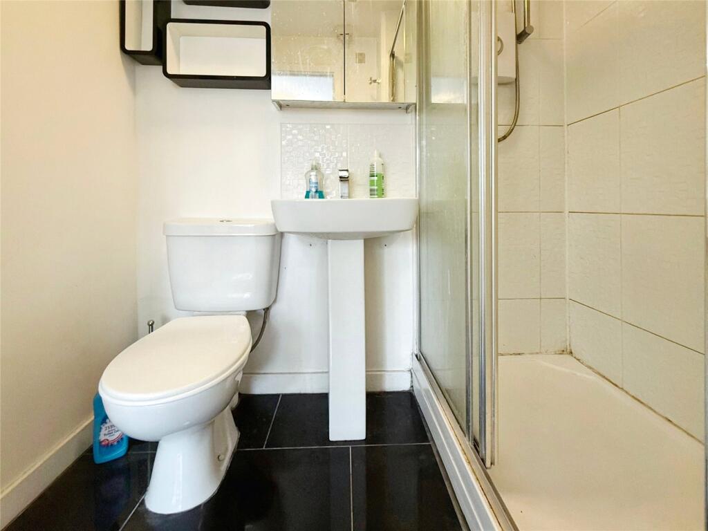 Ensuite